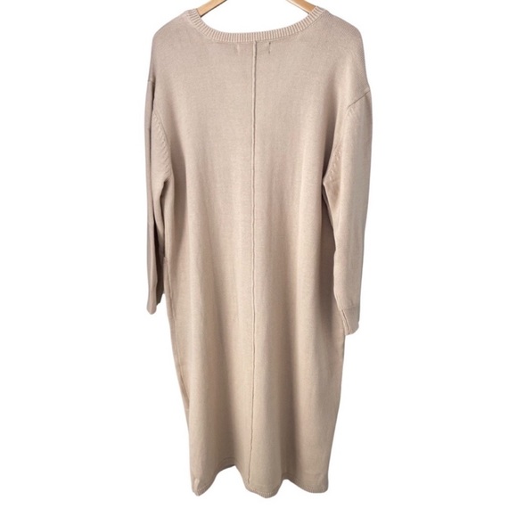 11 Honore | Sweater Dress - Picture 4 of 6